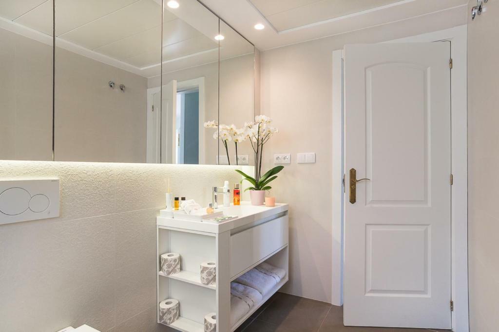 Bright Villa With Salt Water Pool El Campello Εξωτερικό φωτογραφία