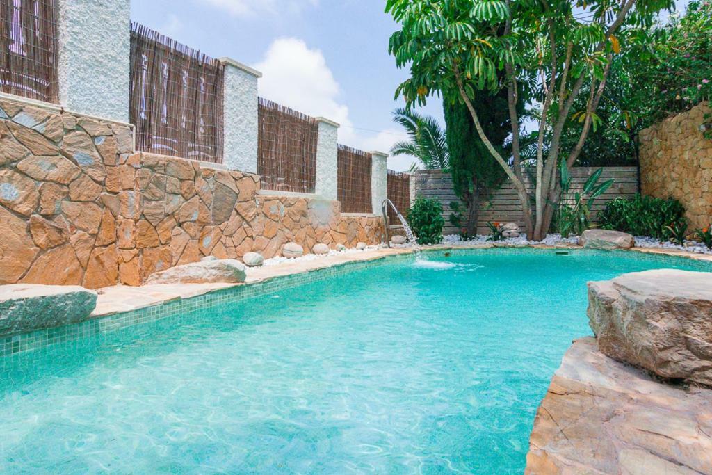 Bright Villa With Salt Water Pool El Campello Εξωτερικό φωτογραφία